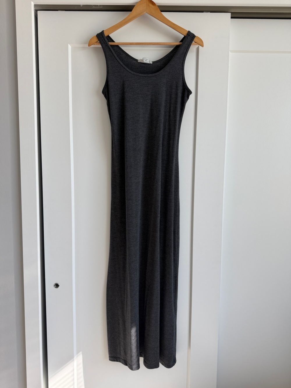 Forever 21 Charcoal Gray Sleeveless Maxi Dress